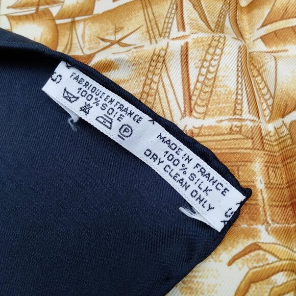Authentic Hermes Carre 90 Azvlejos Black 100% Silk Scarf mn360-121325 - Picture 6 of 6